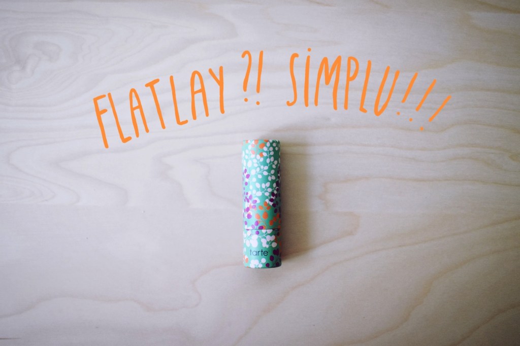 Cum sa faci poze flatlay fara sa cada toate de pe&nbsp;masa?