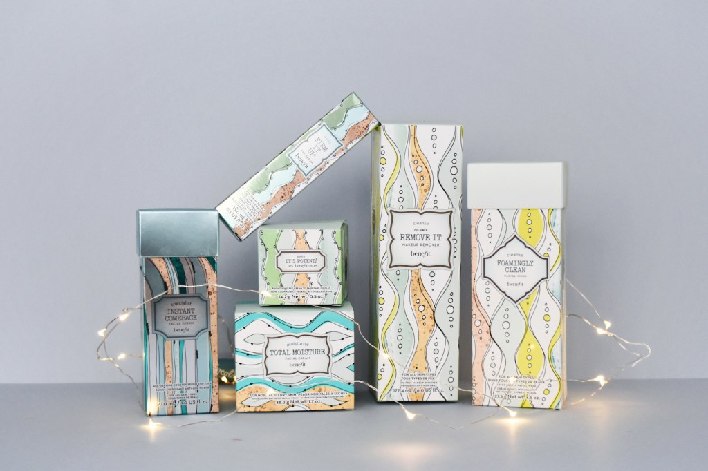 Îngrijirea tenului cu Benefit&nbsp;b.right!